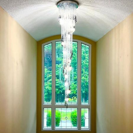 Vila Gated Mansion - Basketball Court Movie Theater Views Big Stone Gap Exteriér fotografie