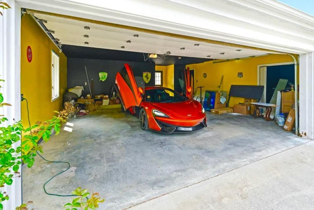 Vila Gated Mansion - Basketball Court Movie Theater Views Big Stone Gap Exteriér fotografie