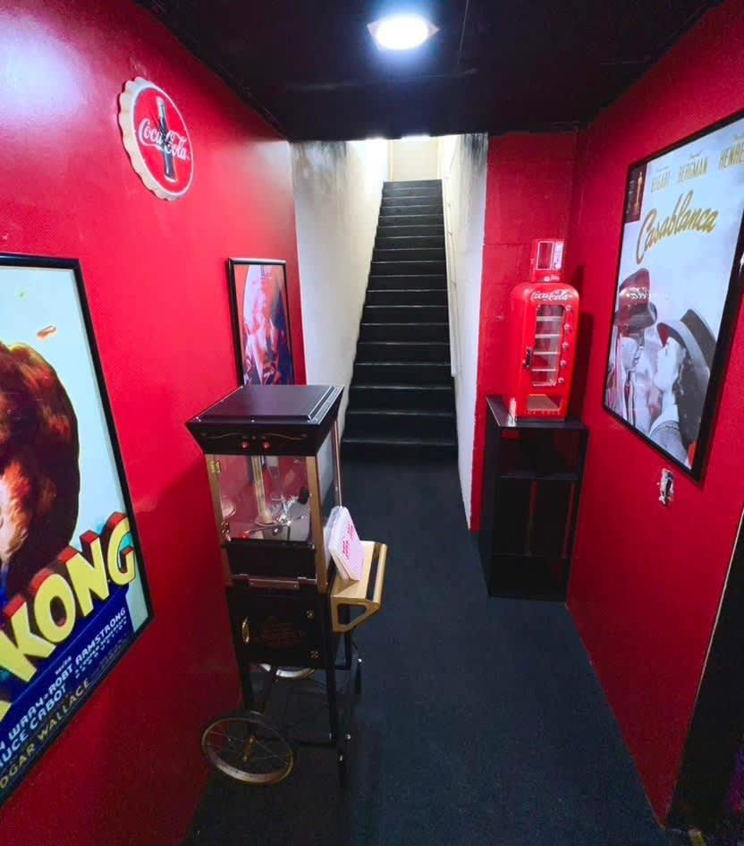 Vila Gated Mansion - Basketball Court Movie Theater Views Big Stone Gap Exteriér fotografie