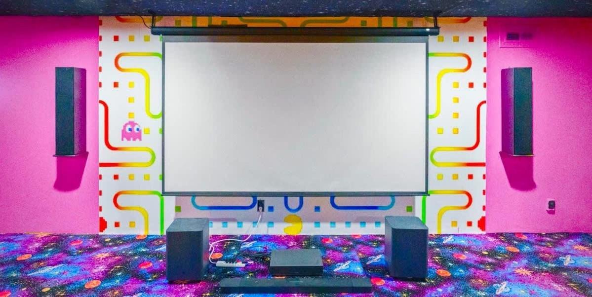 Vila Gated Mansion - Basketball Court Movie Theater Views Big Stone Gap Exteriér fotografie