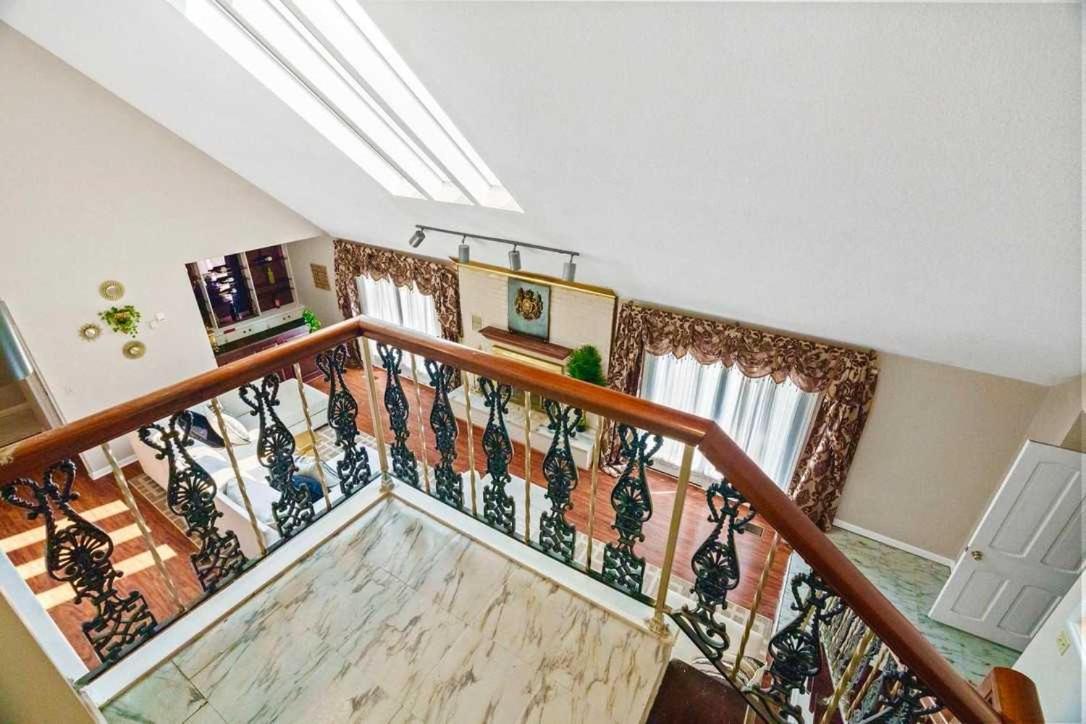 Vila Gated Mansion - Basketball Court Movie Theater Views Big Stone Gap Exteriér fotografie
