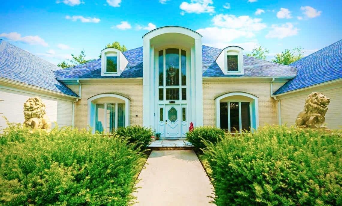 Vila Gated Mansion - Basketball Court Movie Theater Views Big Stone Gap Exteriér fotografie